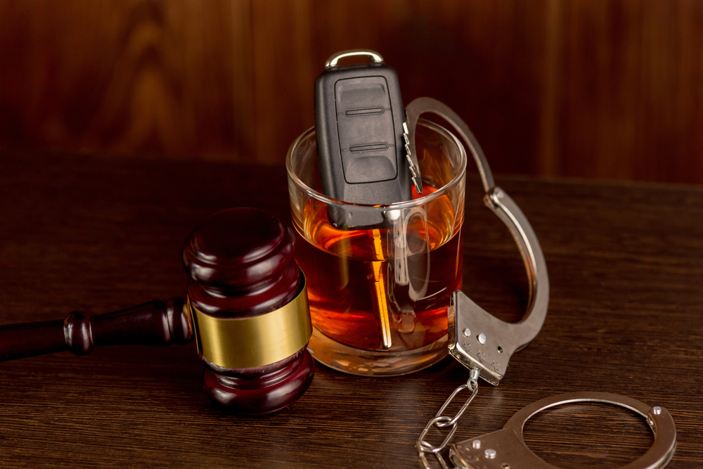 ¿Qué es un DWI de 4to grado en Minnesota?